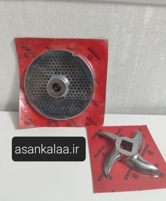 تیغ و پنجره چرخ گوشت سالوادور شماره ۳۲ ایتالیا