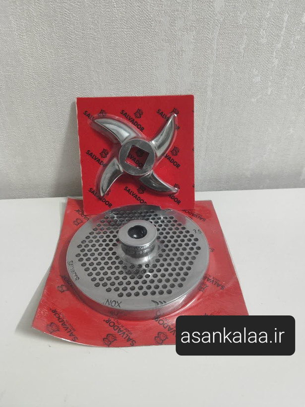 تیغ و پنجره چرخ گوشت سالوادور شماره ۳۲ ایتالیا